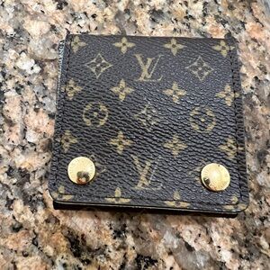 authentic LV small jewelry case. 2 3/4square
